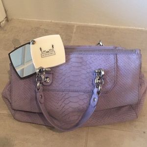 Henri Bendel Bag